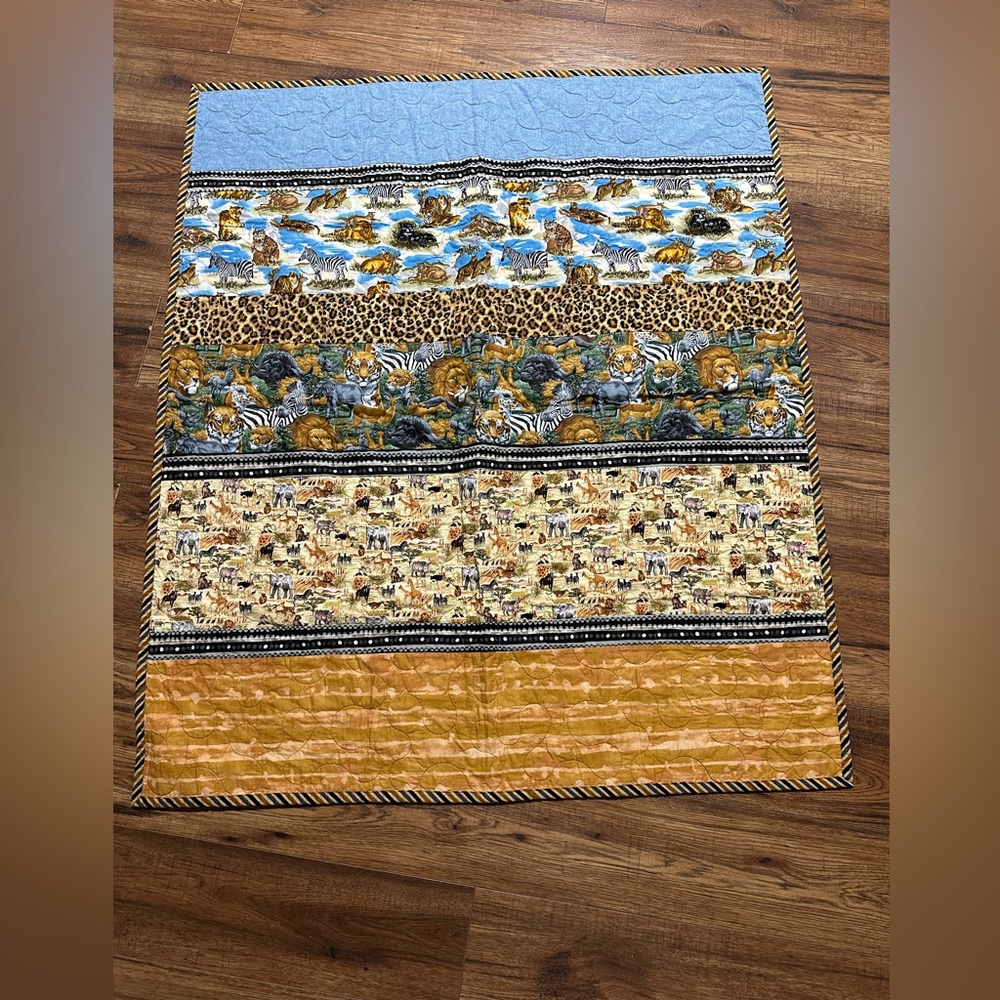 NEW Handmade animal safari quilt 47”x40”